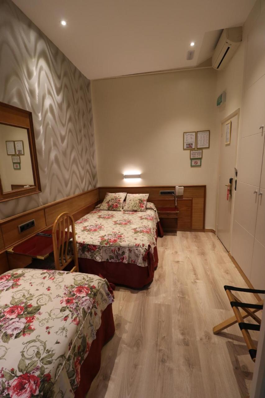 Hostal Hispano - Argentino Gran Vía Madri Exterior foto